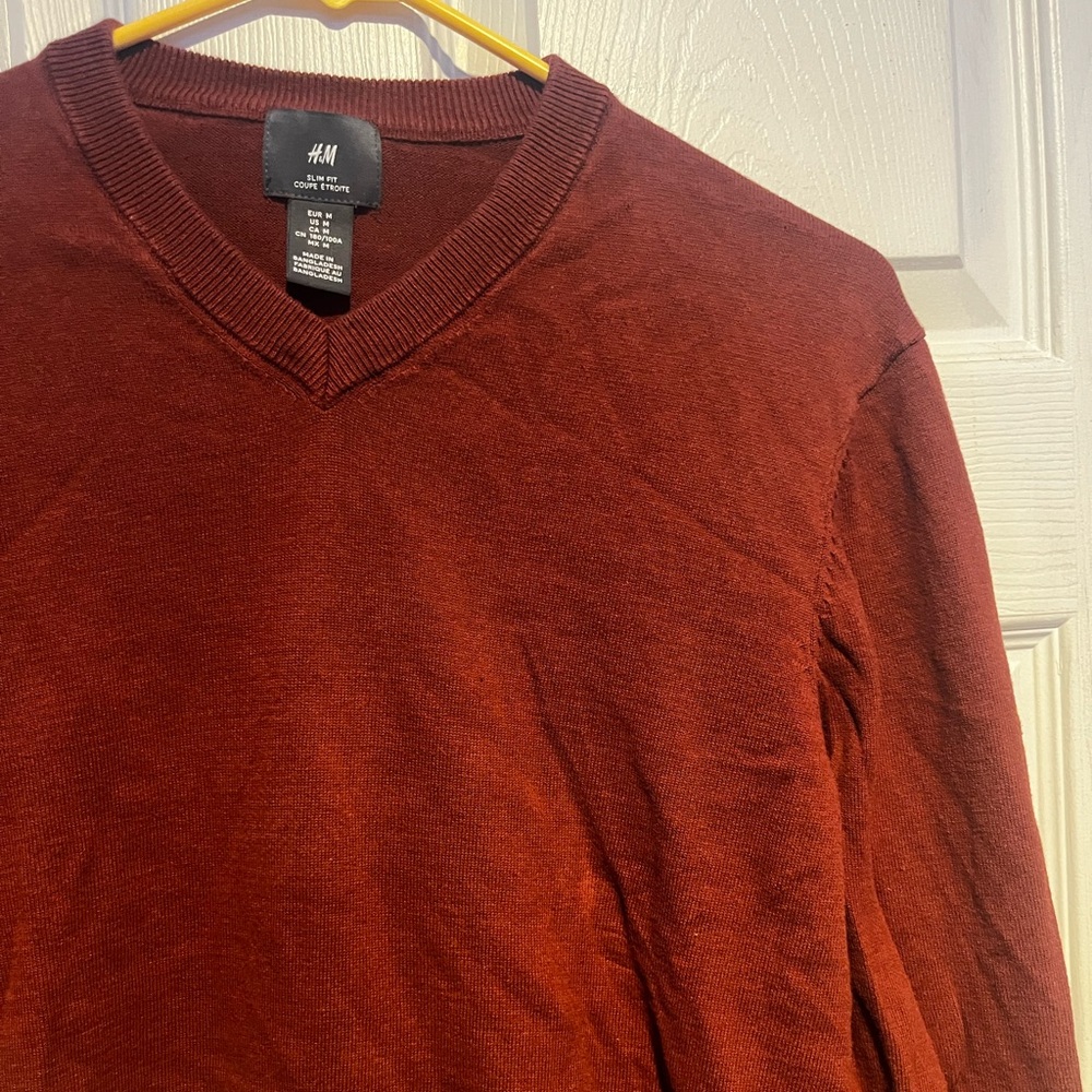 H&M - Men’s V-Neck Sweater